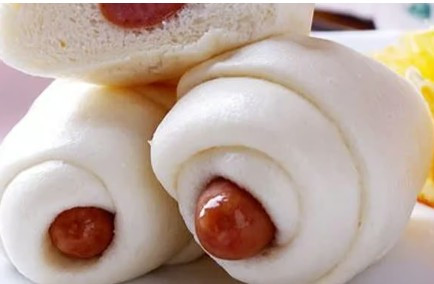 Bread Roll with Sausage